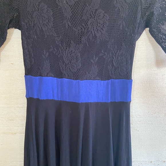 GUESS Black Dress - Picture 4 of 9